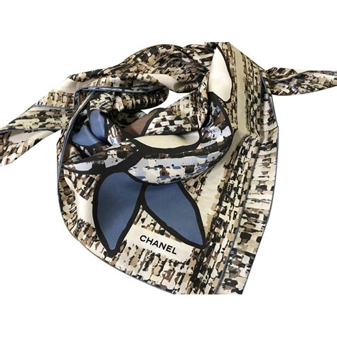 foulard chanel marrone|Chanel Foulard .